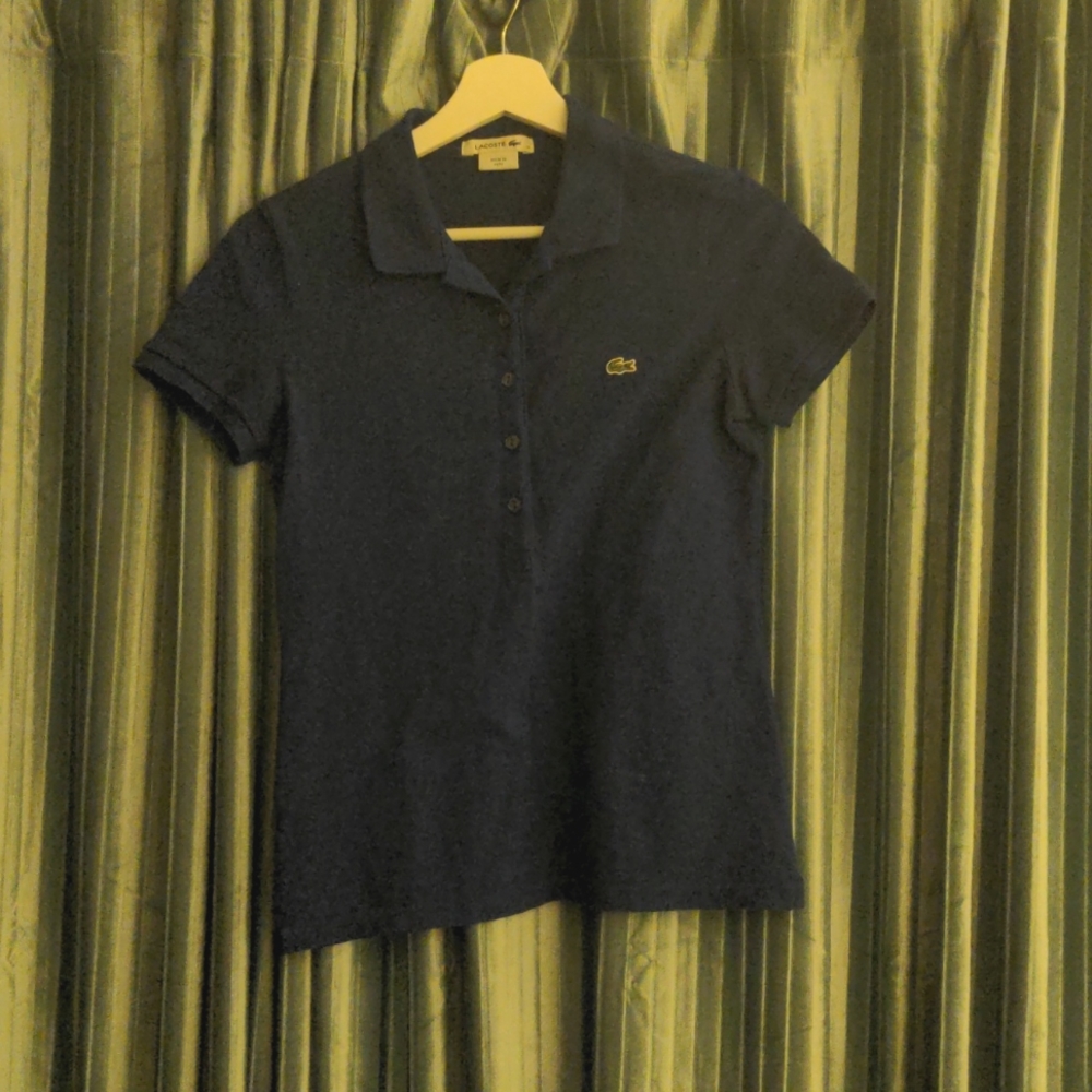 collared shirt